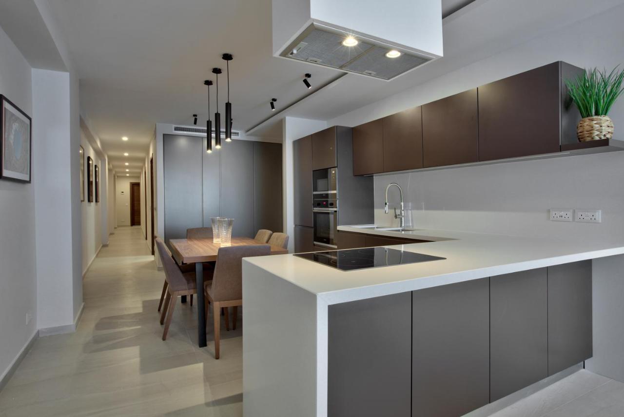 Sea Front Spacious Valletta Views Apartments سليمة المظهر الخارجي الصورة