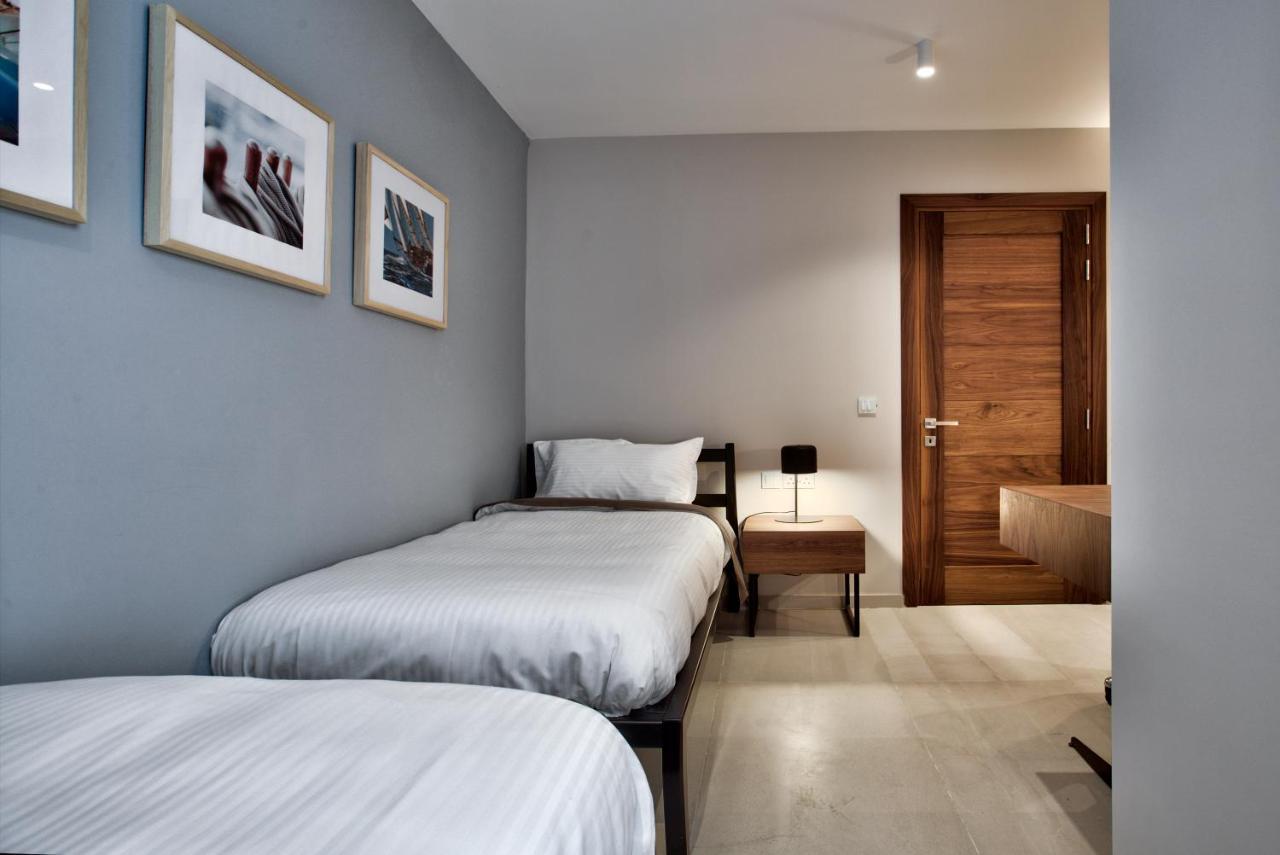 Sea Front Spacious Valletta Views Apartments سليمة المظهر الخارجي الصورة